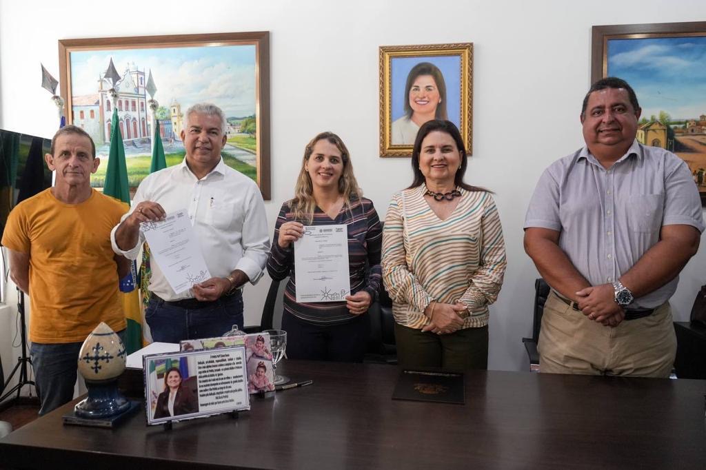 Prefeita do Ipojuca promove mudanças no seu secretariado 