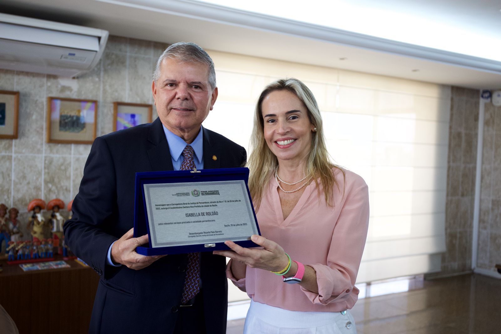 Isabella de Roldão recebe homenagem da Corregedoria-Geral da Justiça de Pernambuco