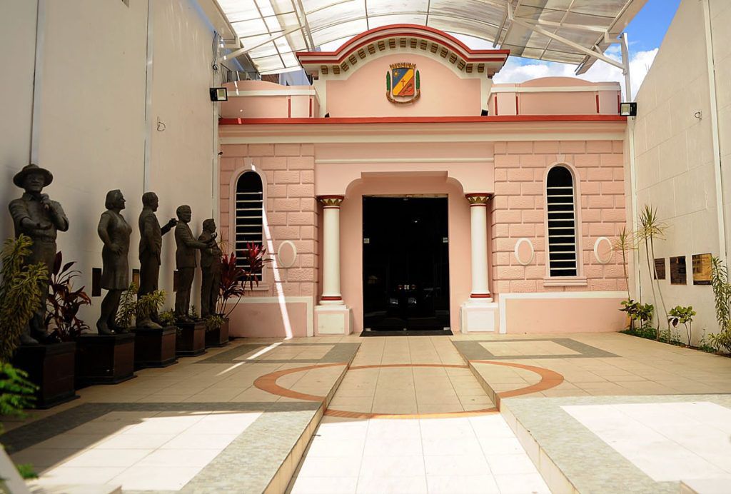 Câmara de Caruaru pode ter canal de rádio FM