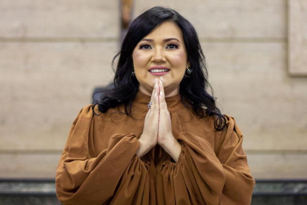 Entenda como será o retorno de Kátia das Rendeiras à Câmara de Caruaru