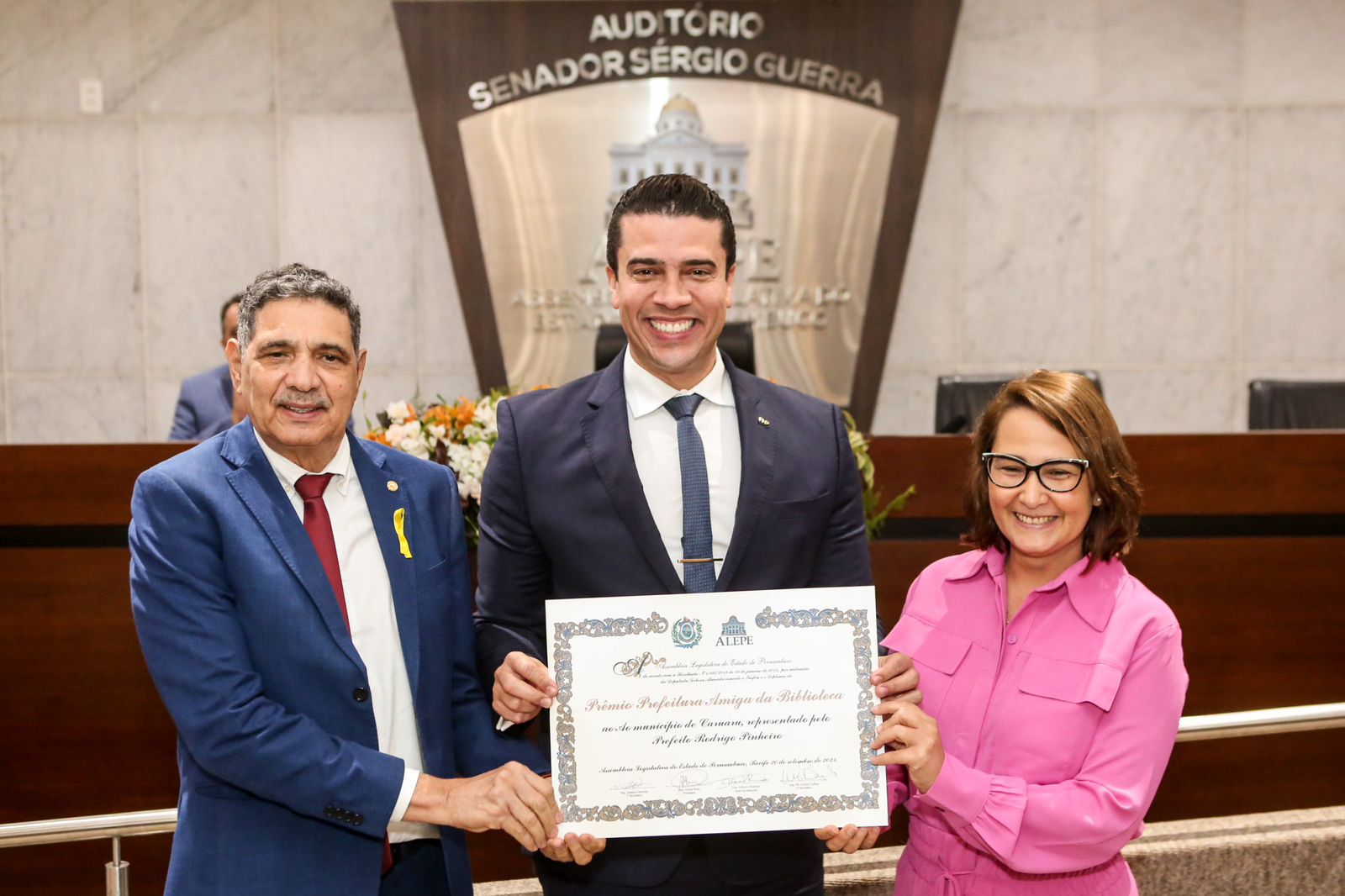 Caruaru recebe o Prêmio Prefeitura Amiga da Biblioteca