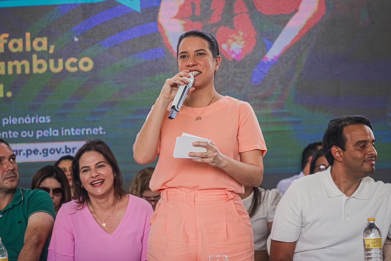 Governadora Raquel Lyra anuncia maternidade em Ouricuri