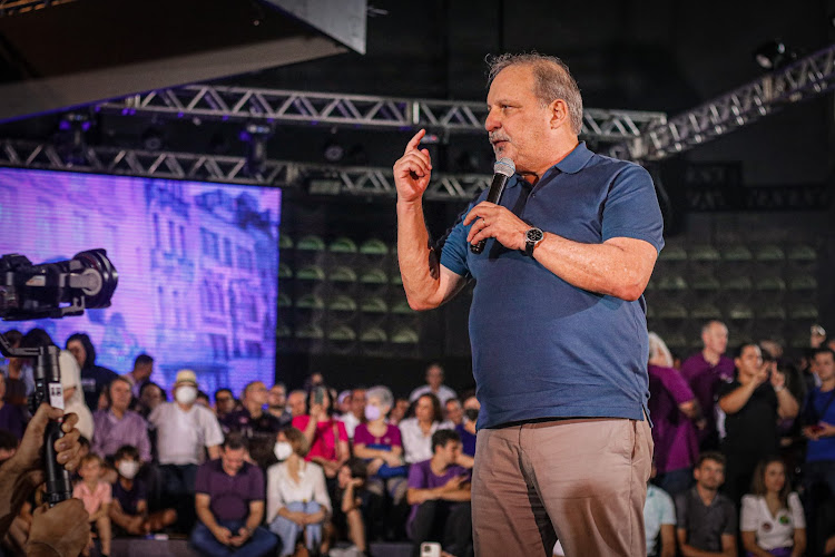 Armando Monteiro deixa o PSDB