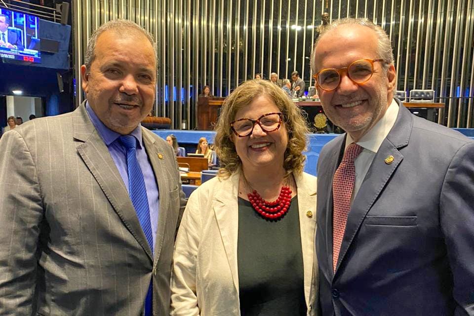 Em Brasília, Hélio Guabiraba se reúne com senadores pernambucanos