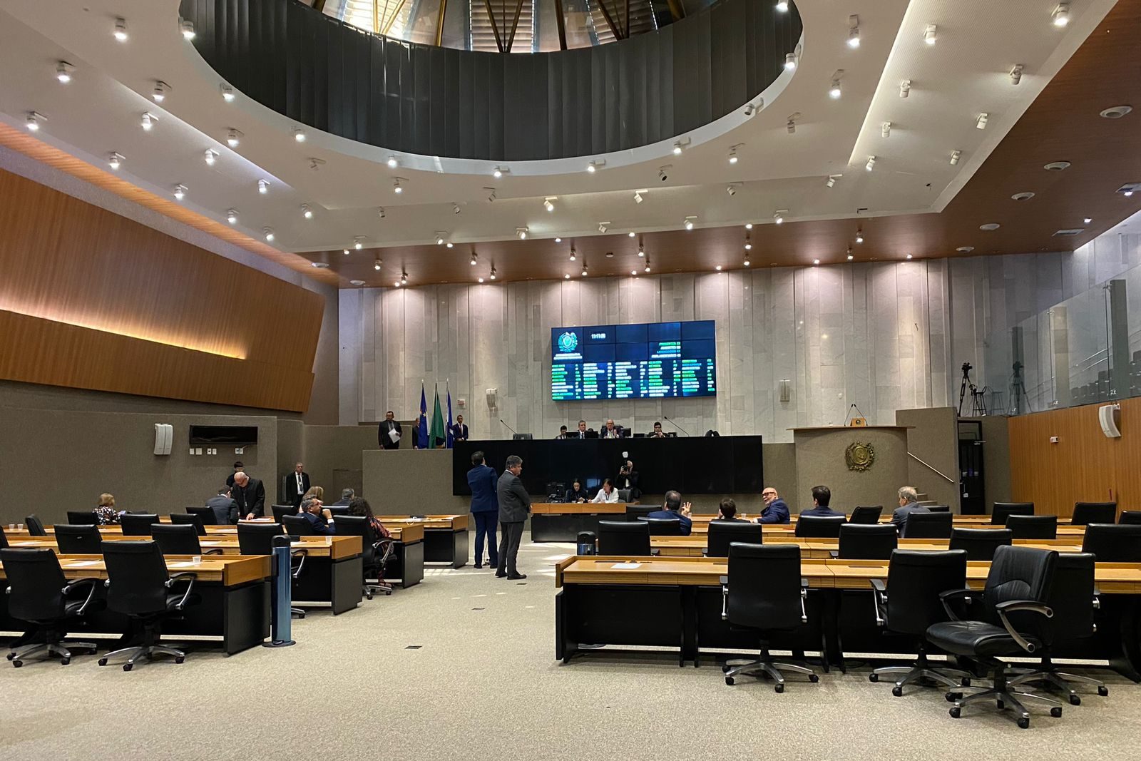 Com votação simbólica, LDO é aprovada na Alepe 