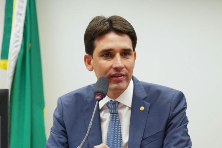 Silvio Costa Filho aceita convite de Lula para Portos e Aeroportos 