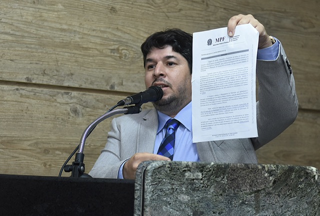 Fagner Fernandes apresenta projeto sobre bem-estar animal