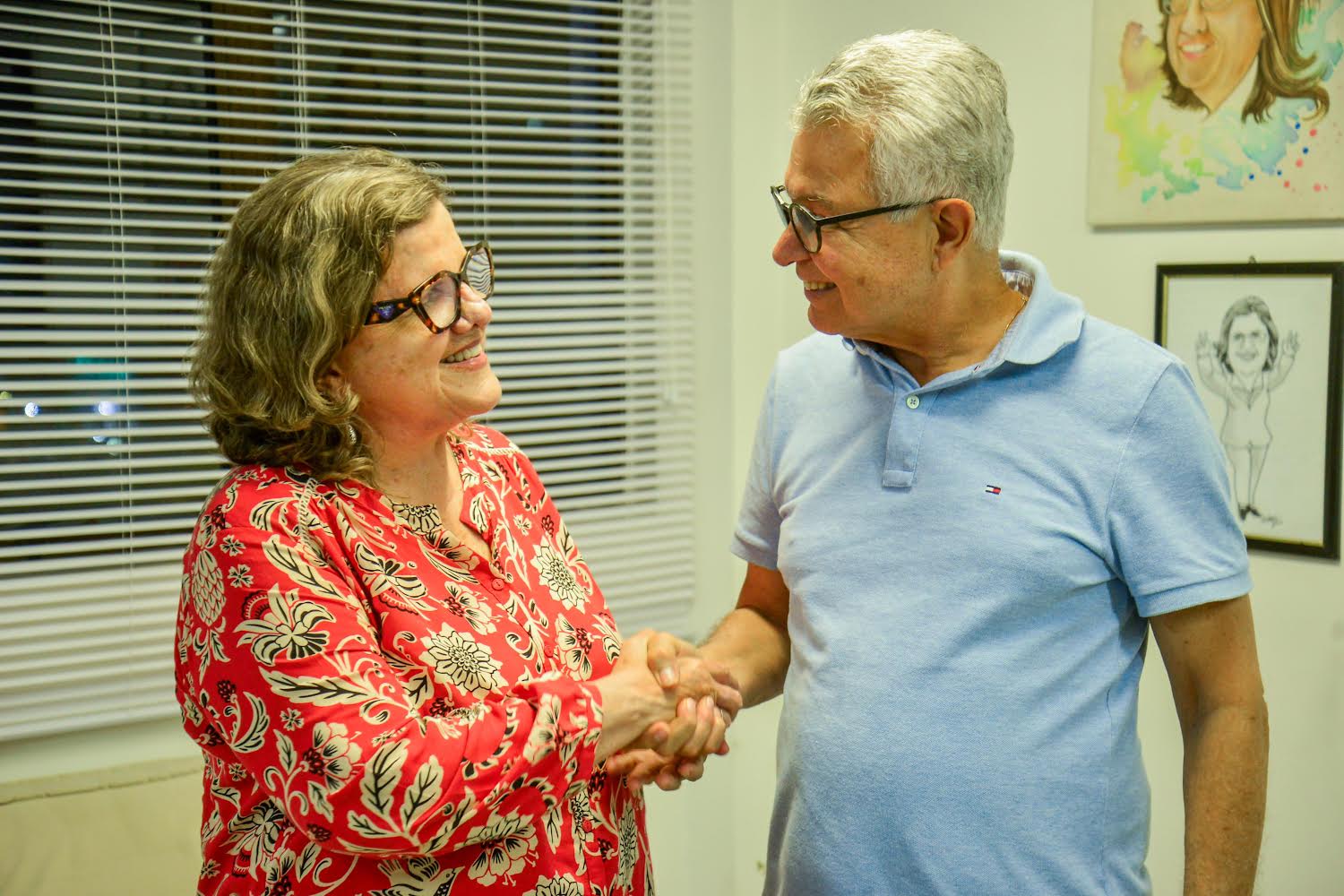 Teresa Leitão dá as boas-vindas a Elias Gomes no PT