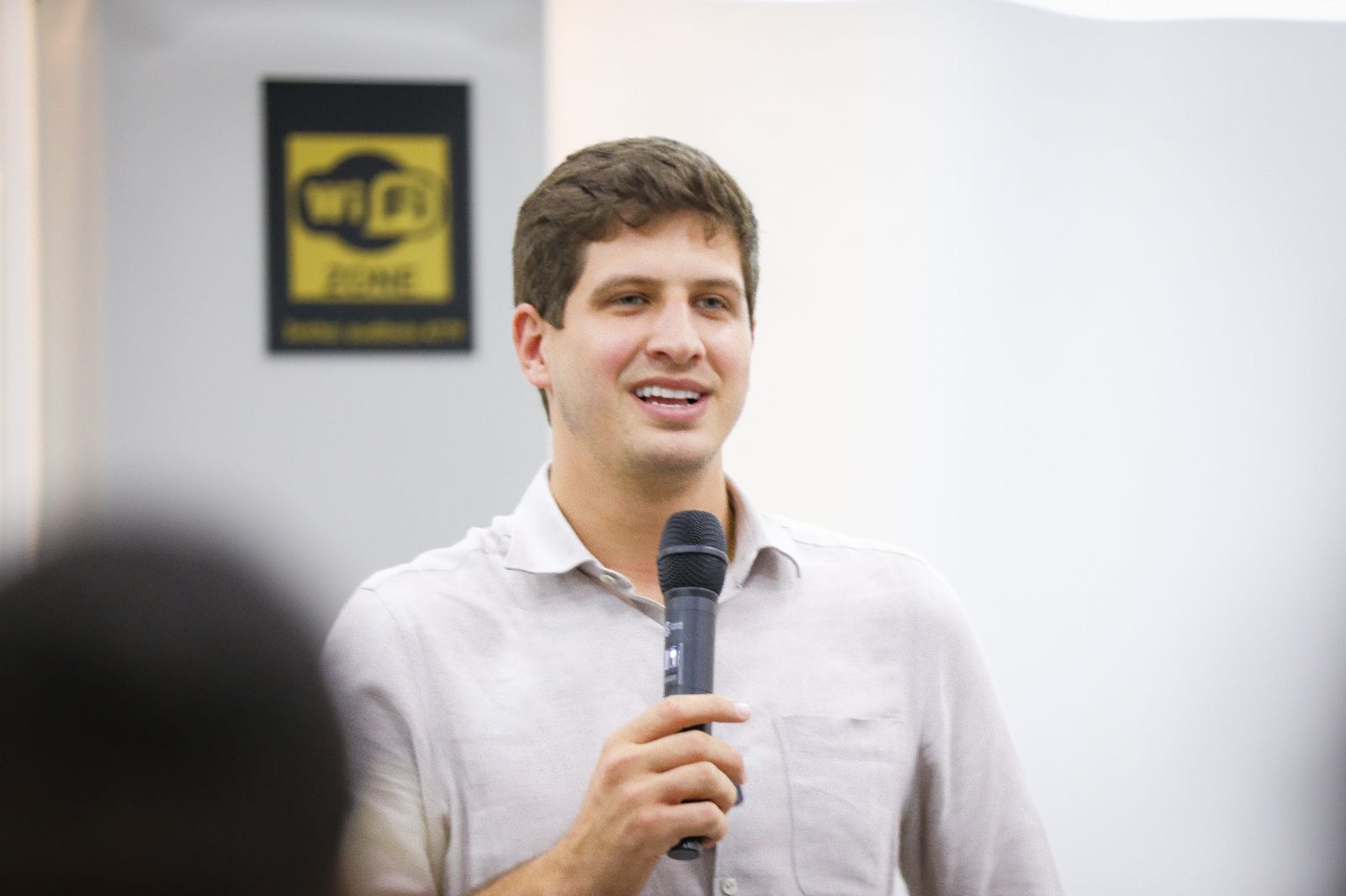 João Campos oferece almoço a ministro, com agenda restrita a autoridades