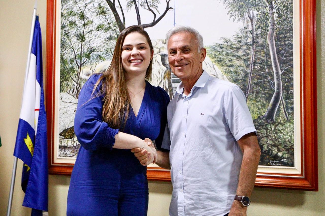 Em Toritama, Helloysa Ferreira recebe apoio de Paulo Roberto e Iza Arruda