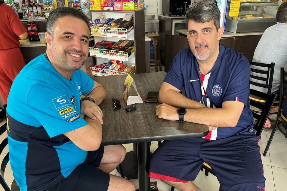 Bruno Lambreta e presidente do PT Caruaru discutem política local 