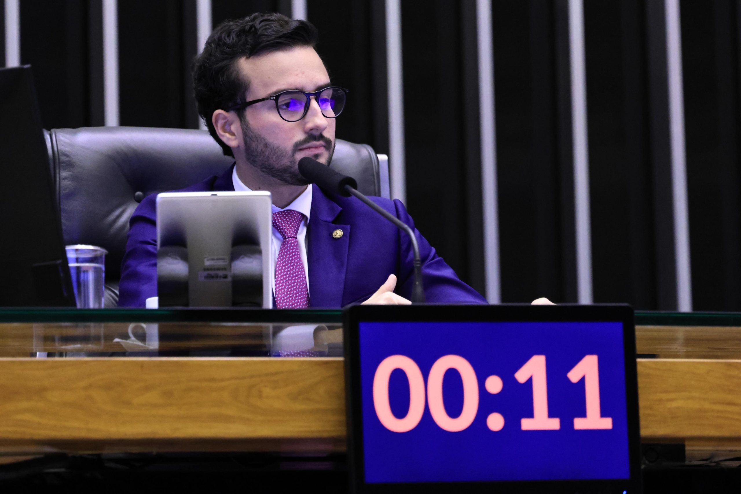 Lula da Fonte preside sessão na Câmara Federal