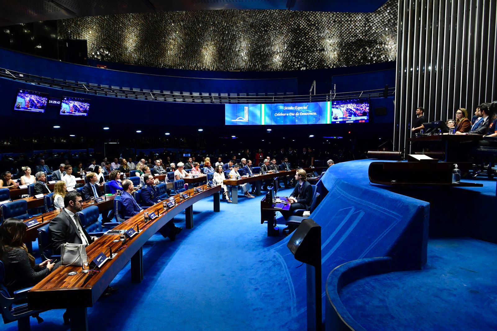 Minirreforma eleitoral é adiada no Senado e regras não valerão para 2024