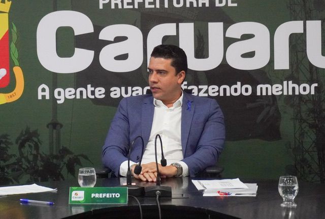Em Caruaru, prefeito retira projeto que regulamenta motoristas de app