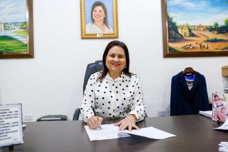 Marcha dos Prefeitos: Elcione participa de mobilização da CNM