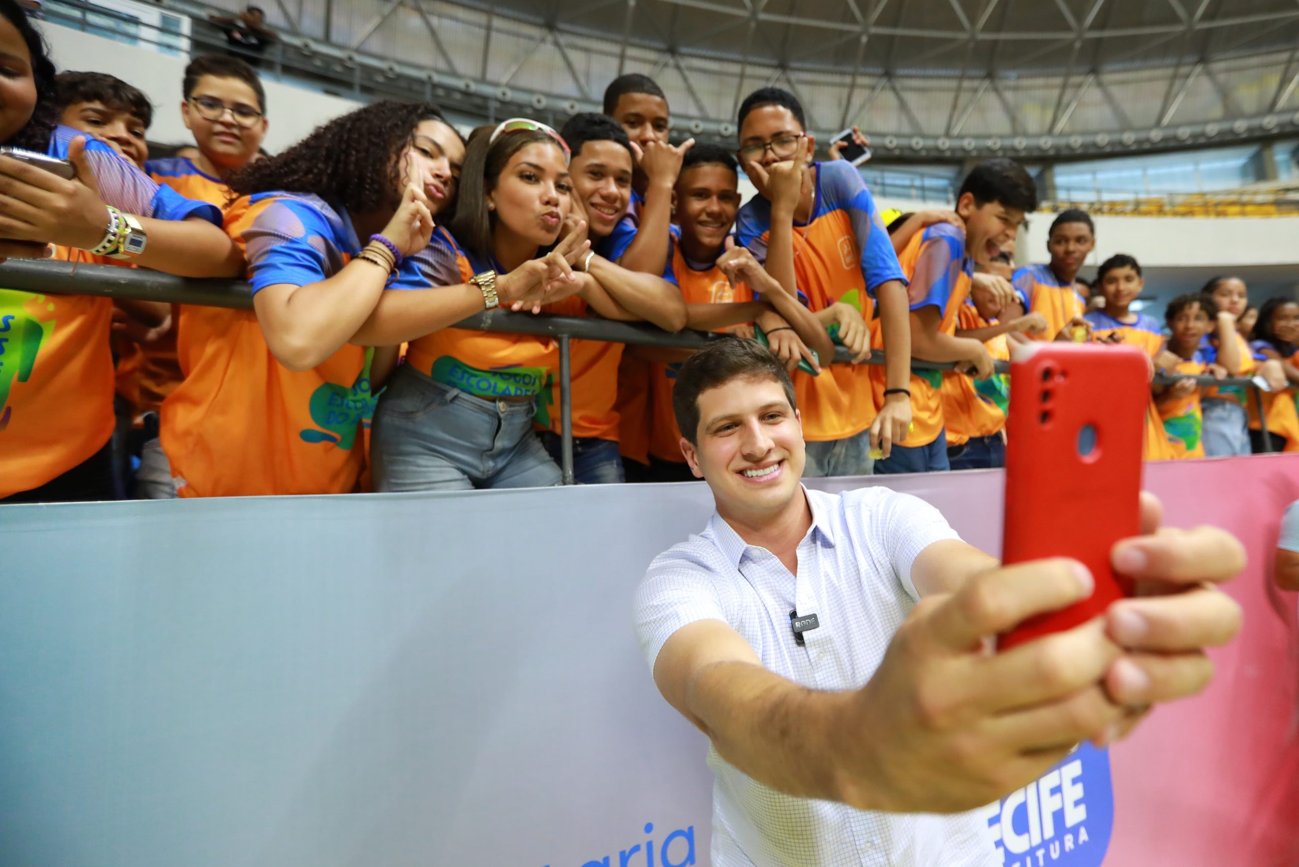 João Campos é o 2º prefeito com maior popularidade digital