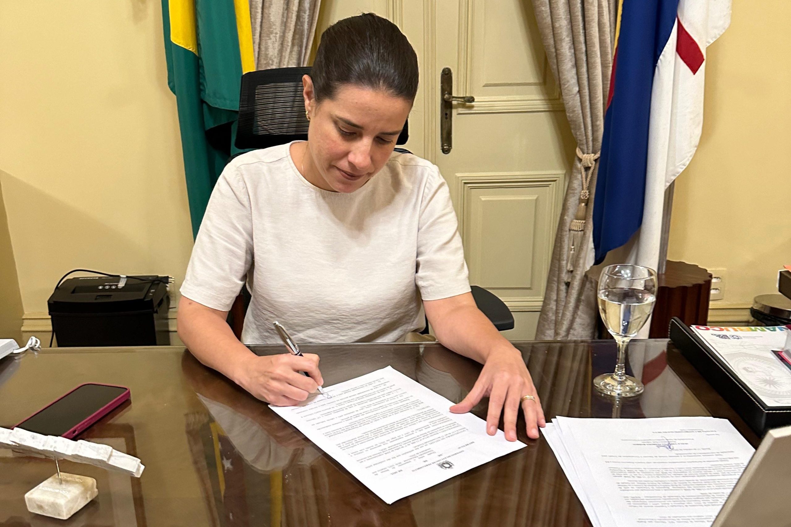 Raquel anuncia pagamento do Bônus de Desempenho Educacional