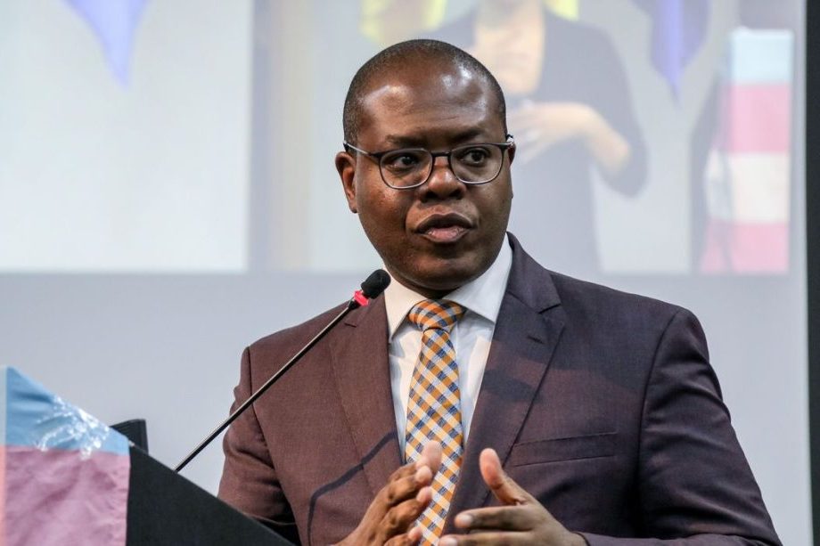 Ministro dos Direitos Humanos cumpre agenda em PE