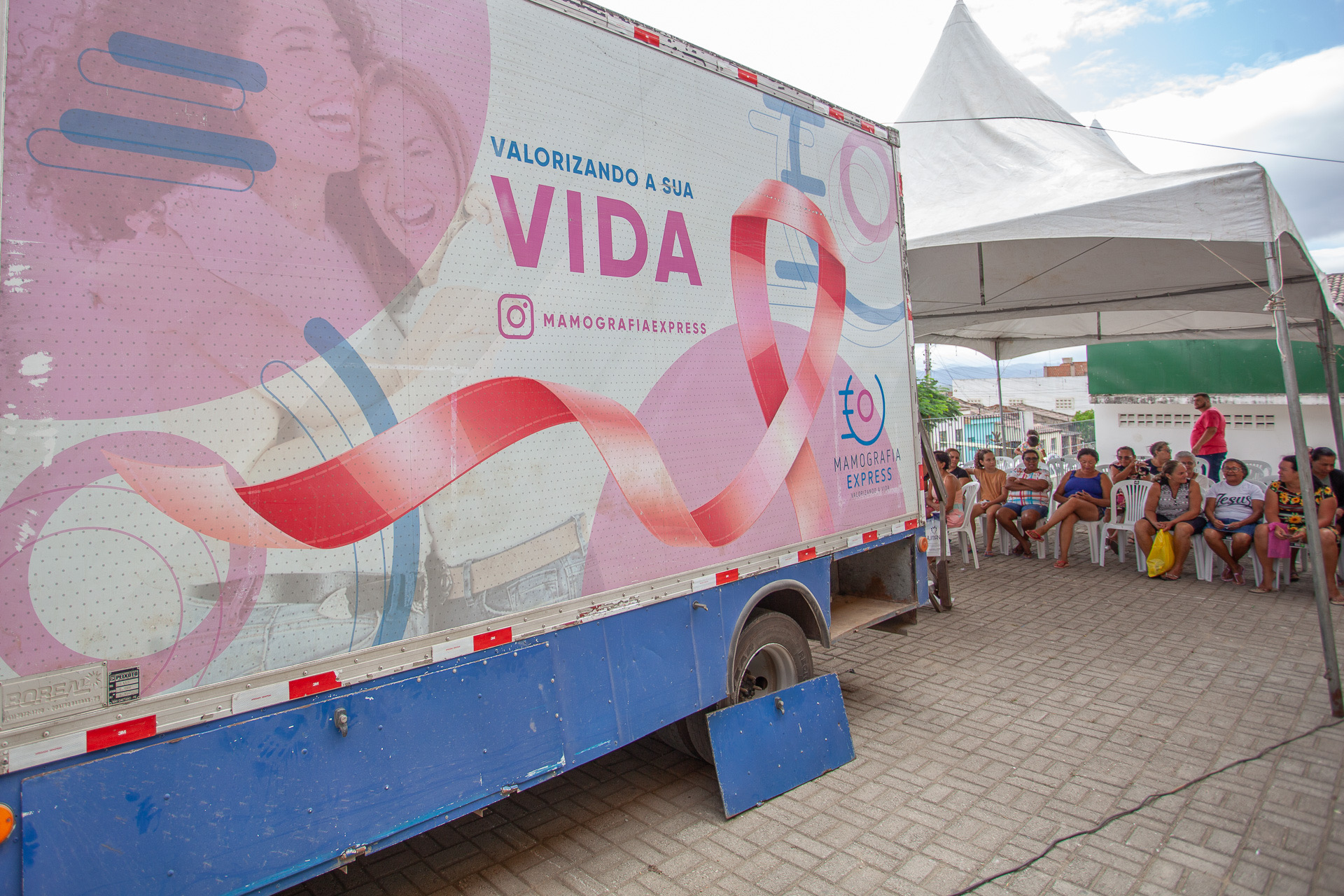 Outubro Rosa: Santa Cruz terá carreta da mamografia nesta terça  (31)