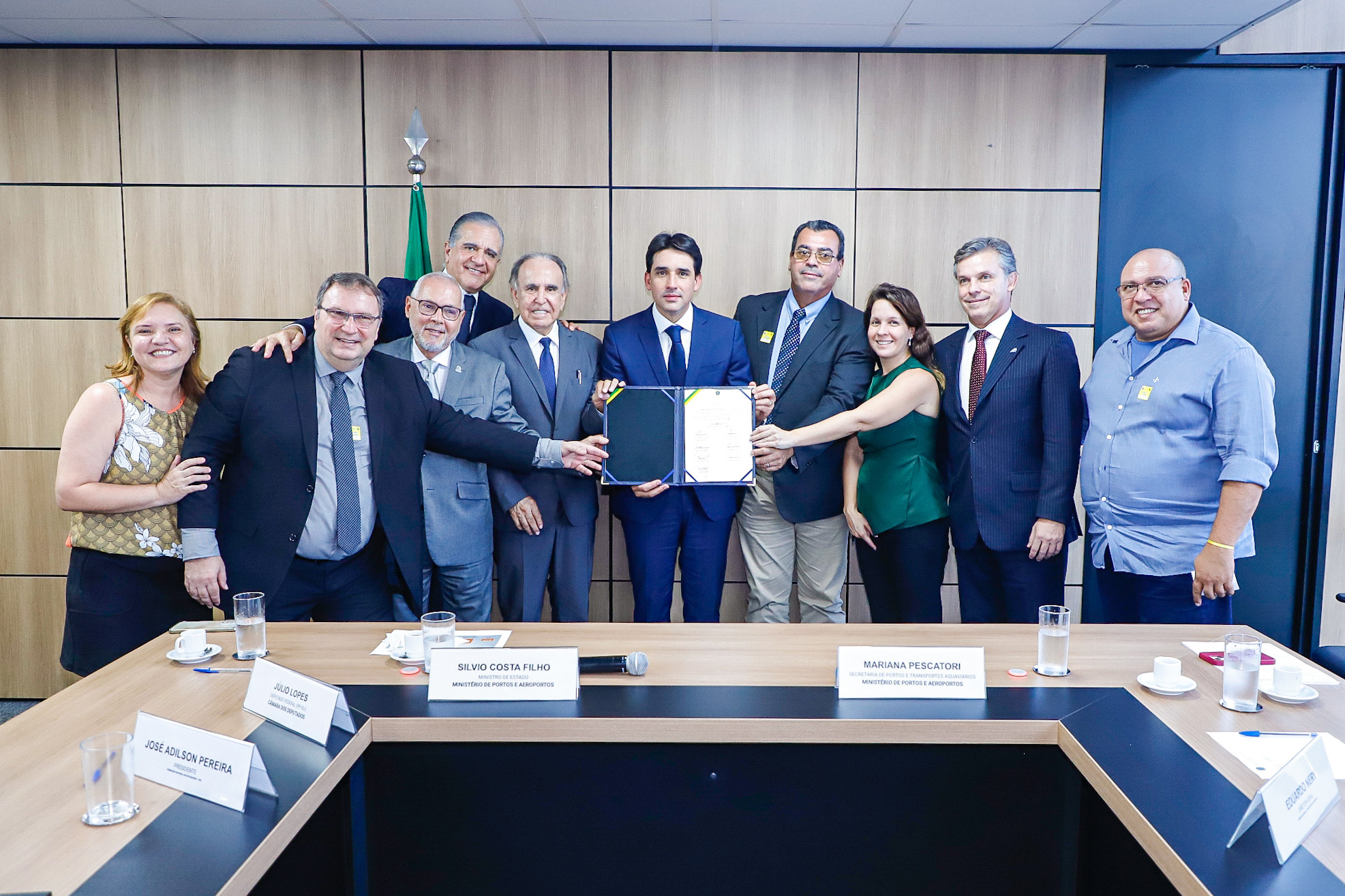 Silvio Costa Filho lança primeiro fórum voltado aos trabalhadores portuários