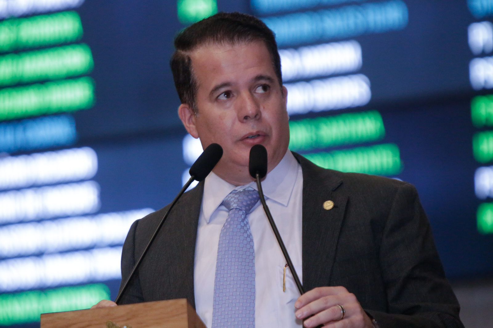 Edson Vieira cobra segurança para o Polo de Confecções