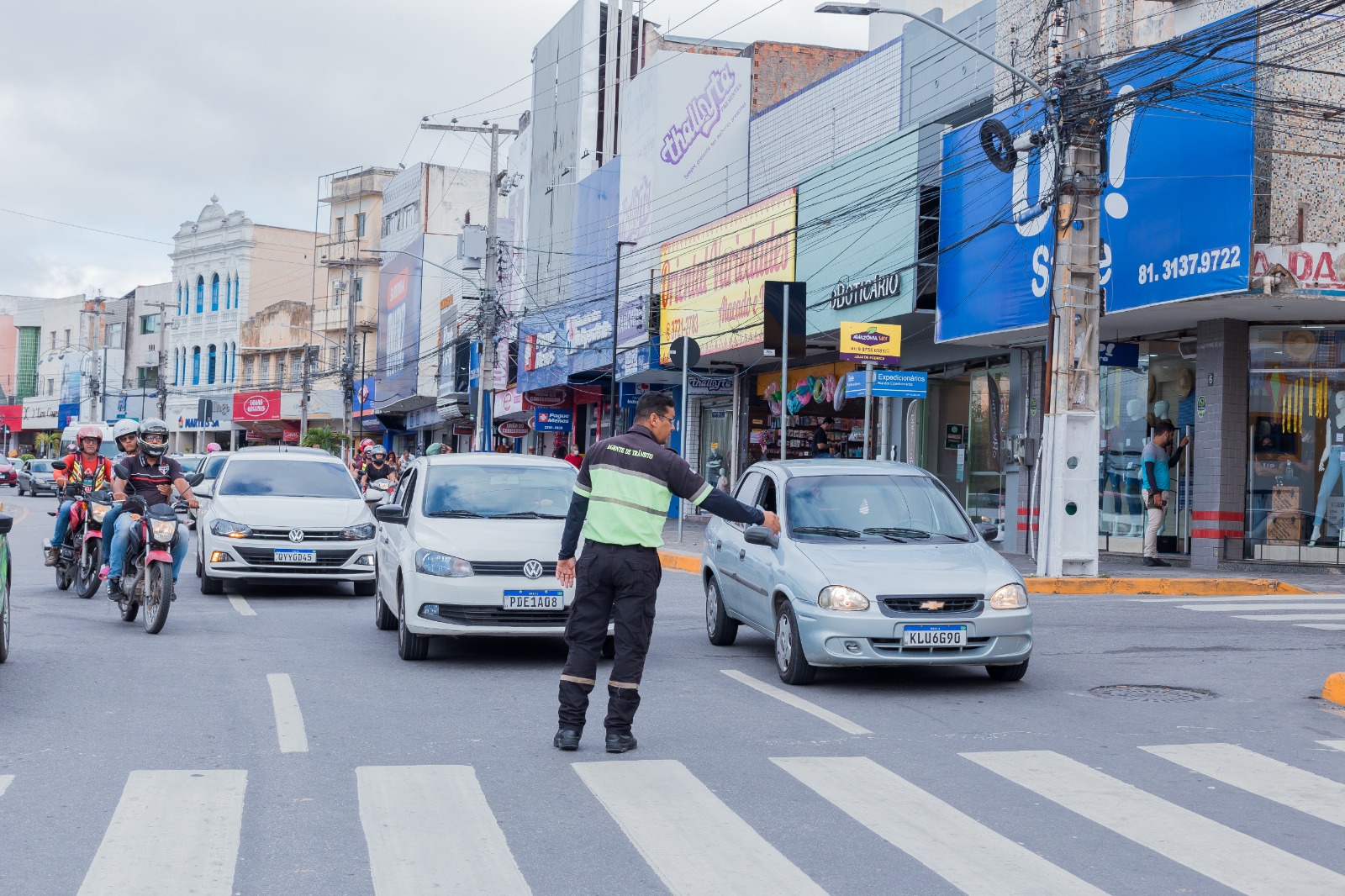 Rodrigo apresenta projeto para regulamentar transporte por aplicativo em Caruaru