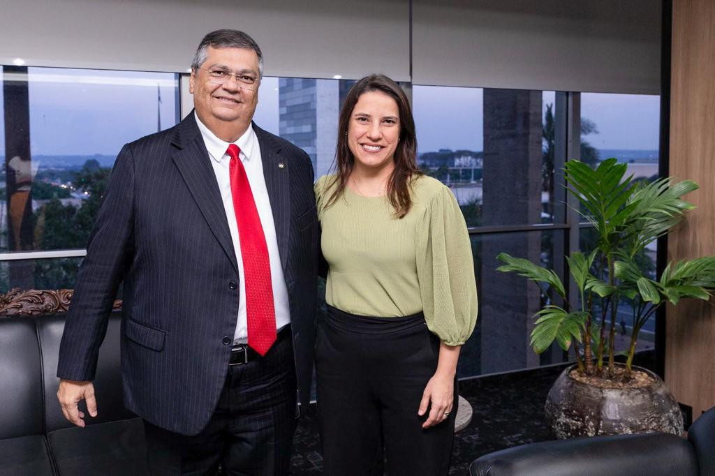 Governadora recebe ministro Flávio Dino para lançamento do PAS e Pronasci 2 em PE