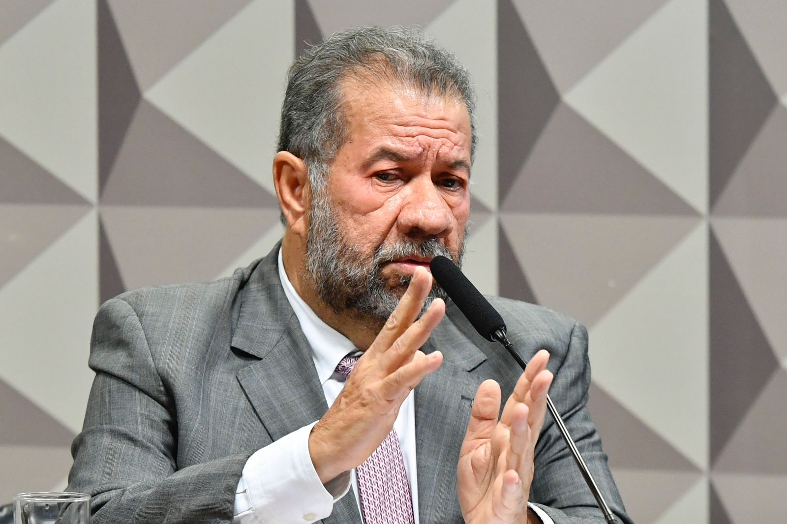 Carlos Lupi quer Raquel Lyra e Túlio Gadêlha no PDT