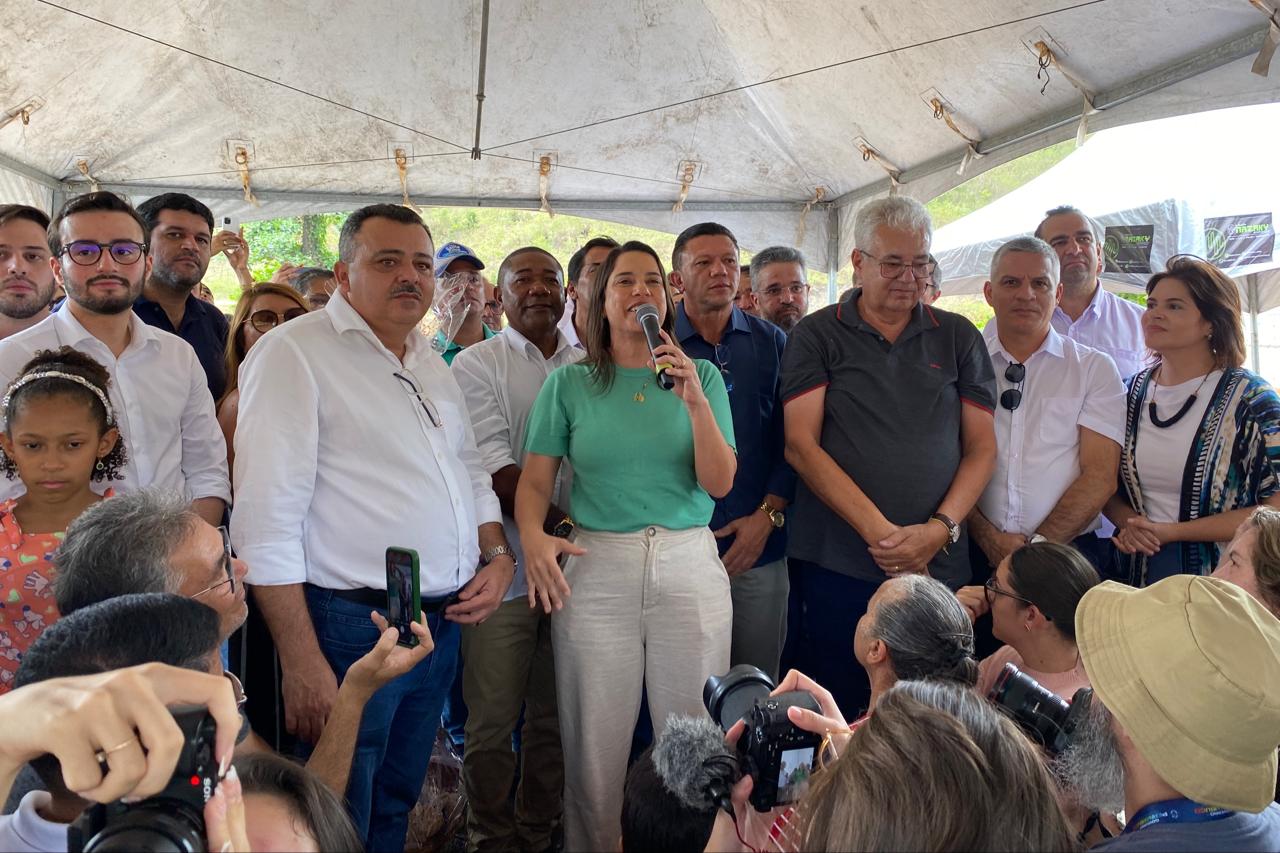 “Peço a vocês um bocadinho mais de confiança”, diz Raquel no aniversário da eleição