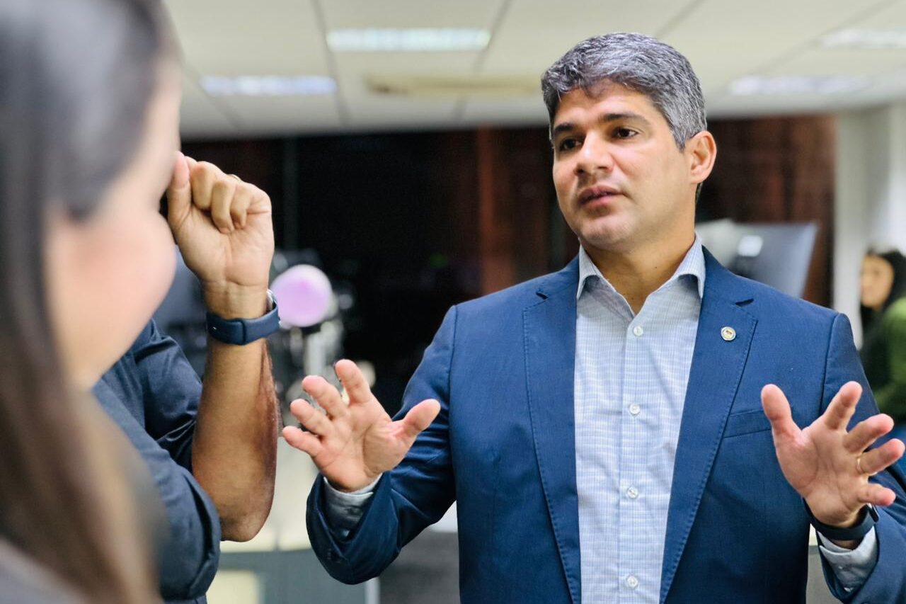 Renato Antunes e NeoEnergia discutem desafios energéticos nas escolas estaduais