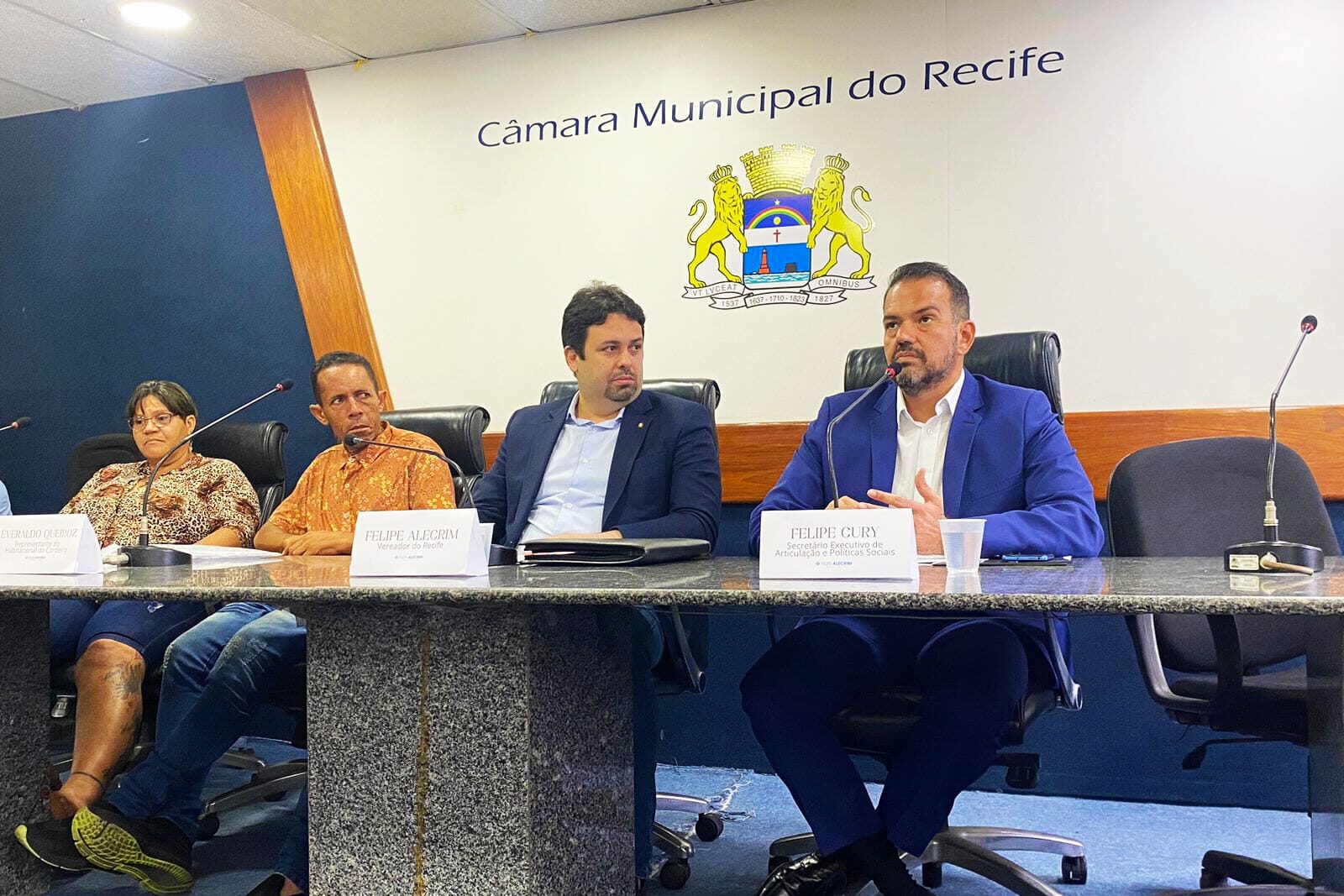 Audiência pública debate manutenção dos habitacionais do Recife 