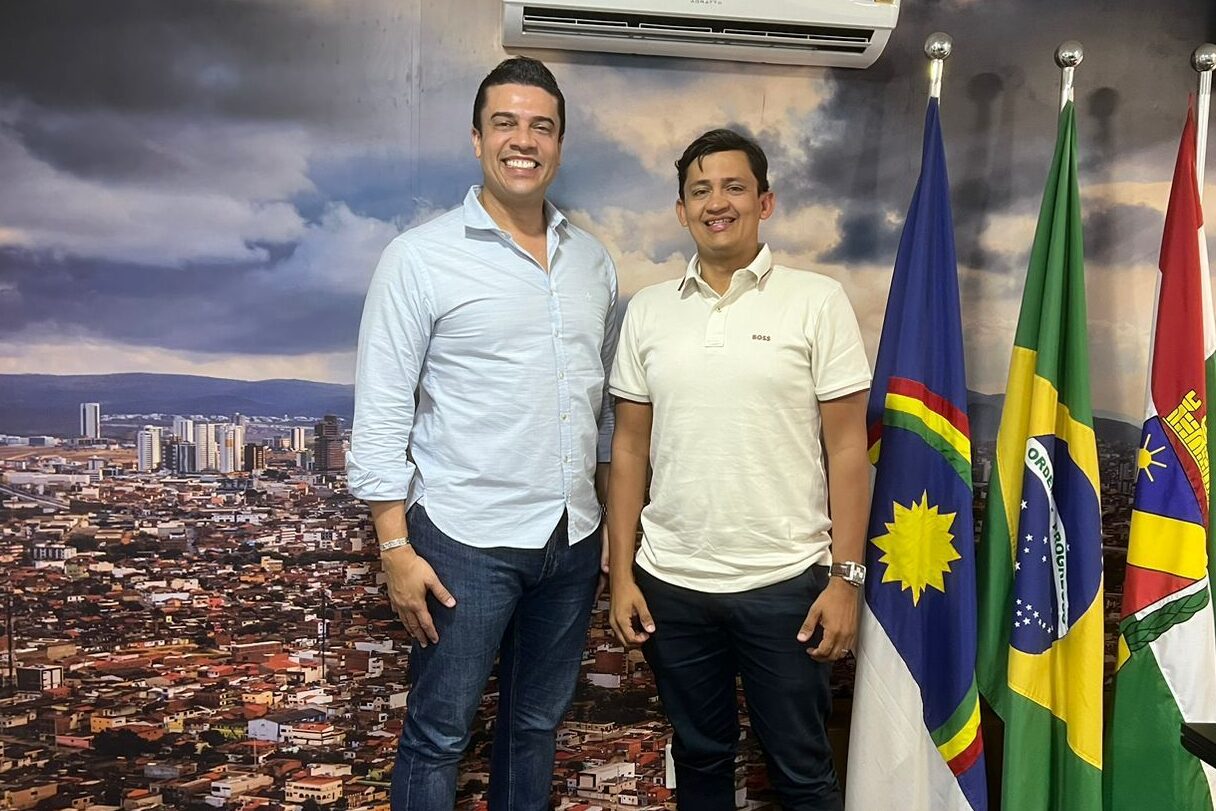 Presidente do Avante Caruaru debate estratégias do partido com Rodrigo Pinheiro 