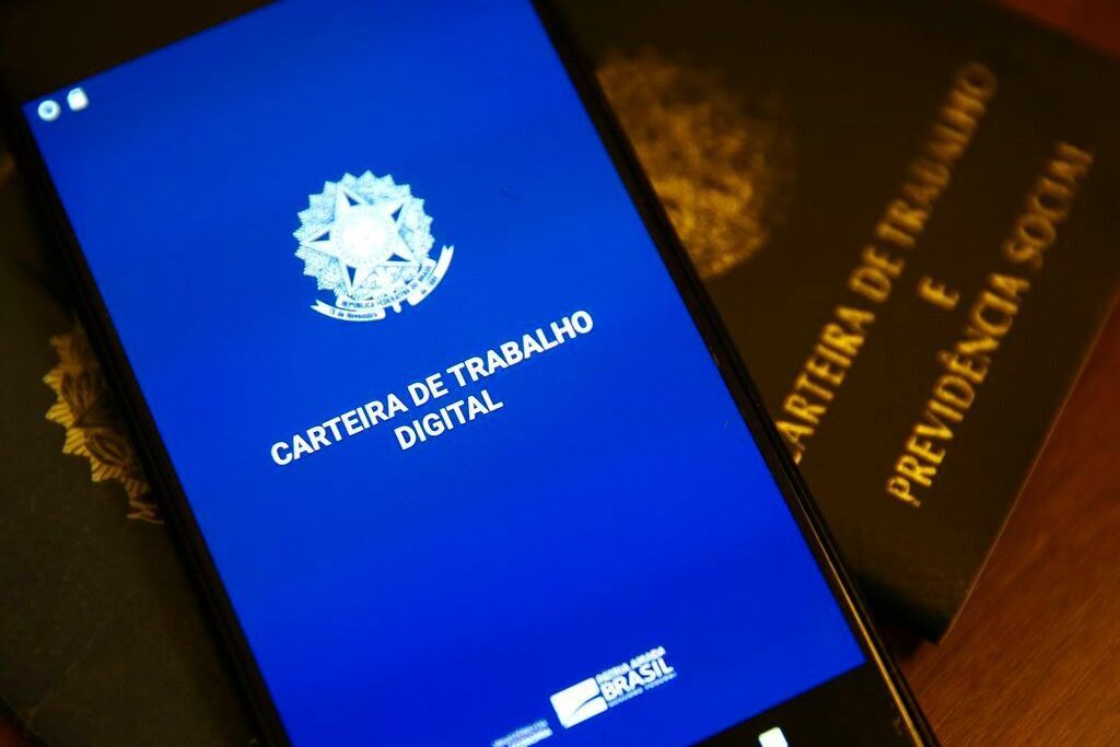 Trabalhador formal no Recife tem a maior renda média do Nordeste