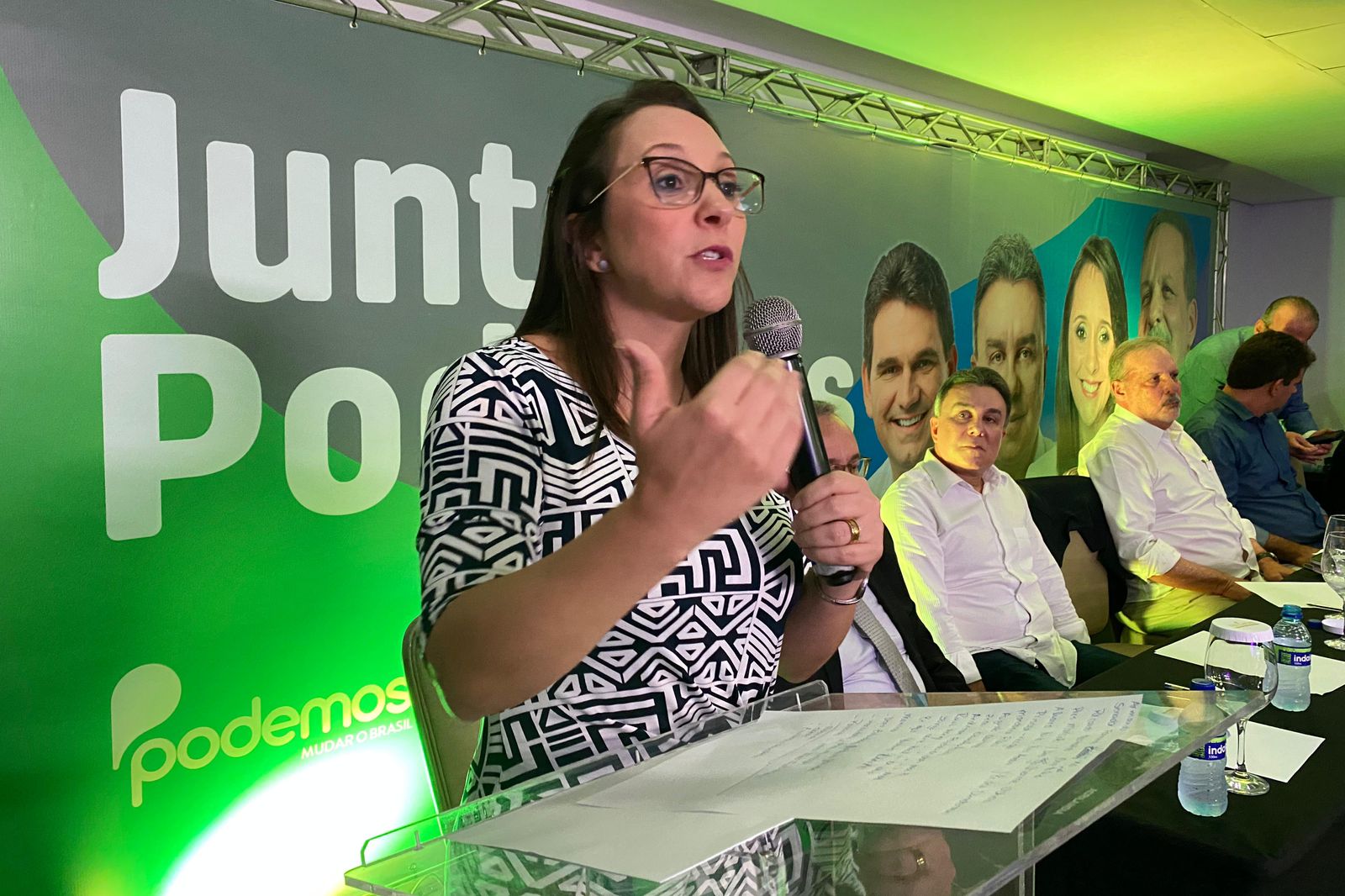 “Você é o próximo”, diz Renata Abreu para Mendonça Filho, em evento do Podemos