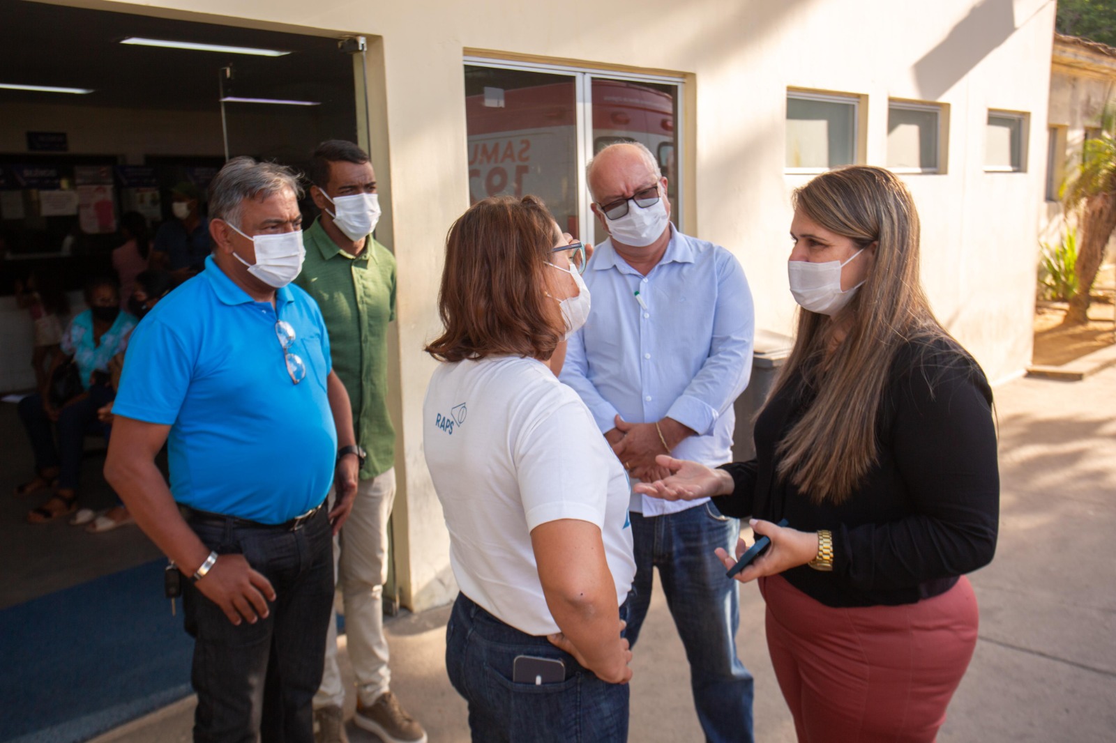 Débora Almeida anuncia R$ 200 mil para o Hospital Dom Moura