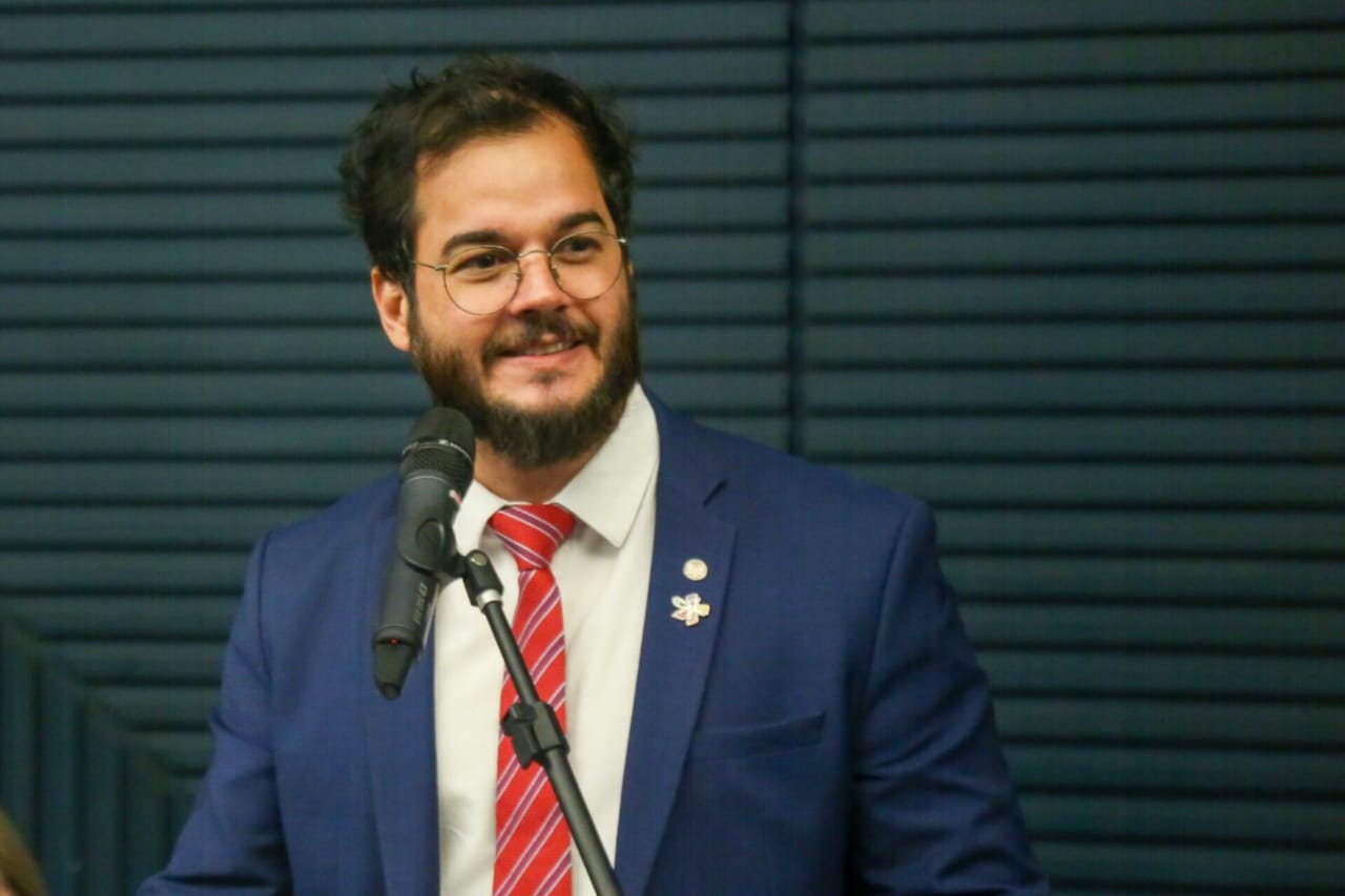 Túlio Gadêlha abre processo de votação das emendas participativas