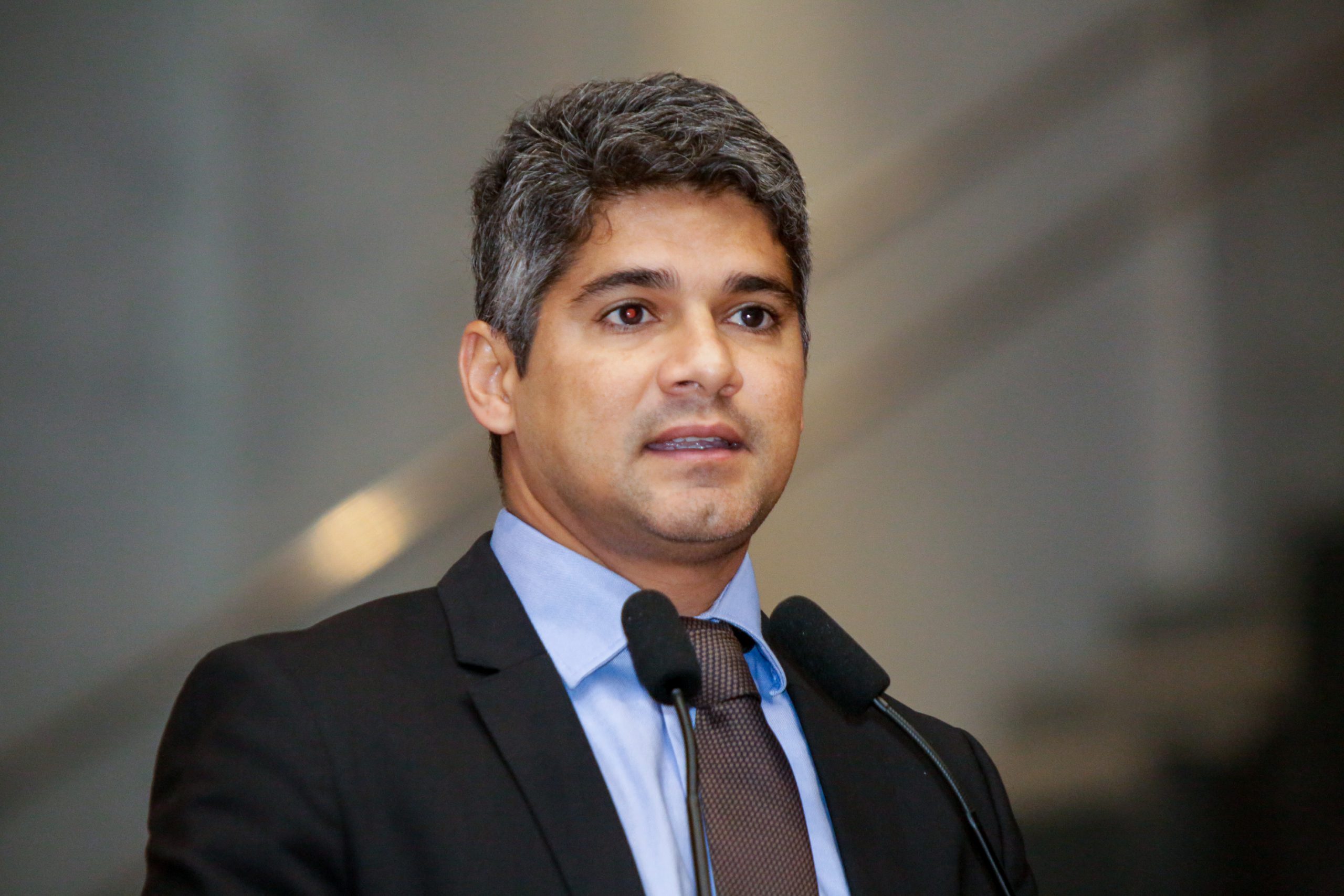 Renato Antunes mobiliza Governo para assegurar Escola de Sargentos