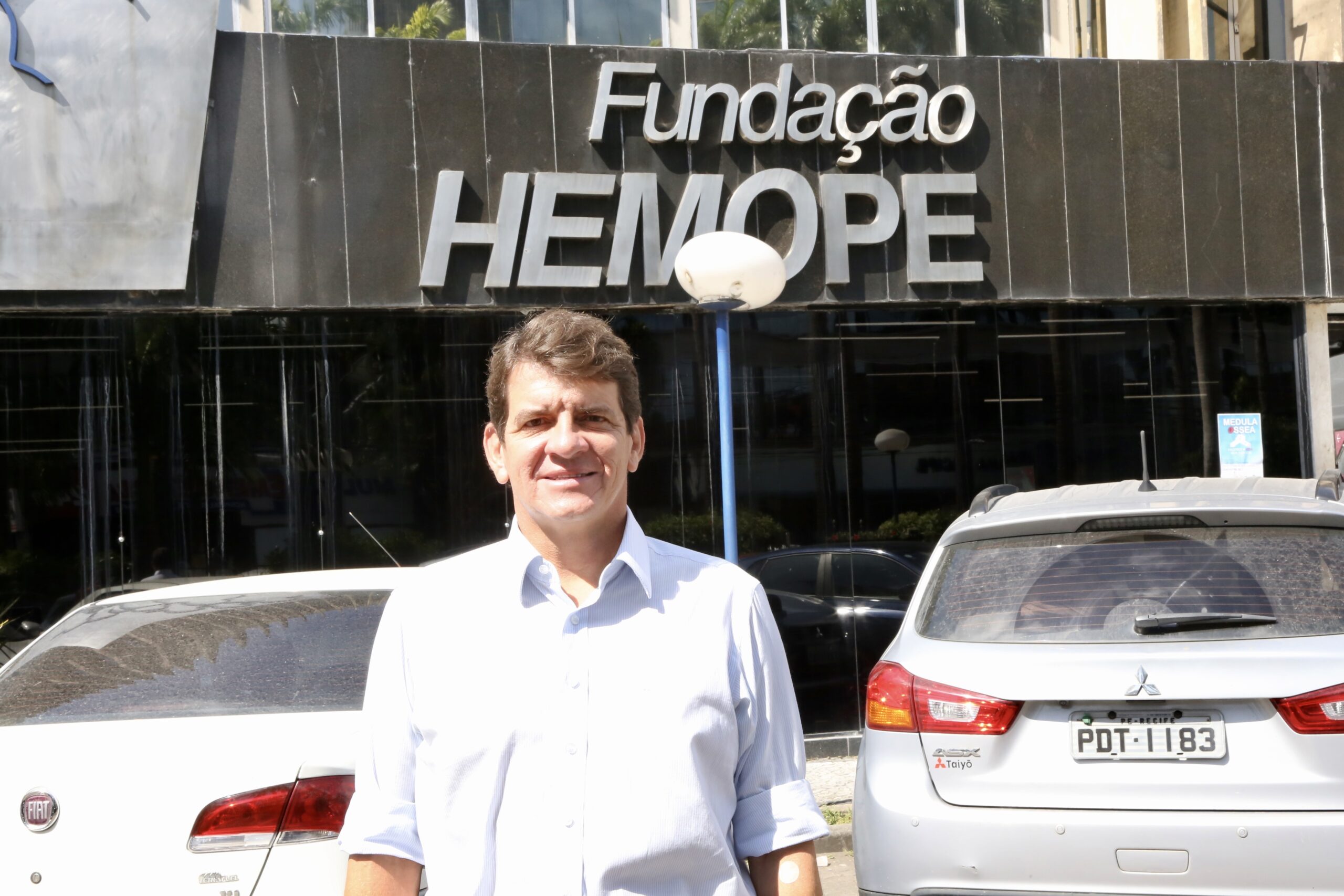 Vereador do Recife propõe isenção de taxas em concursos para doadores de sangue