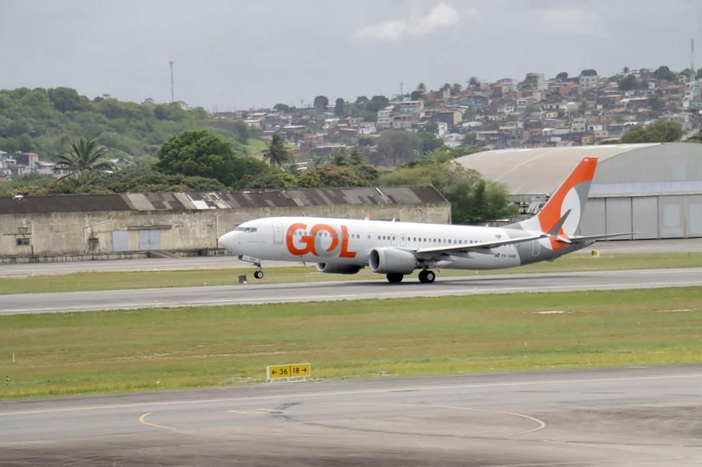 Malha aérea de novembro em PE cresce quase 10% comparado a 2019