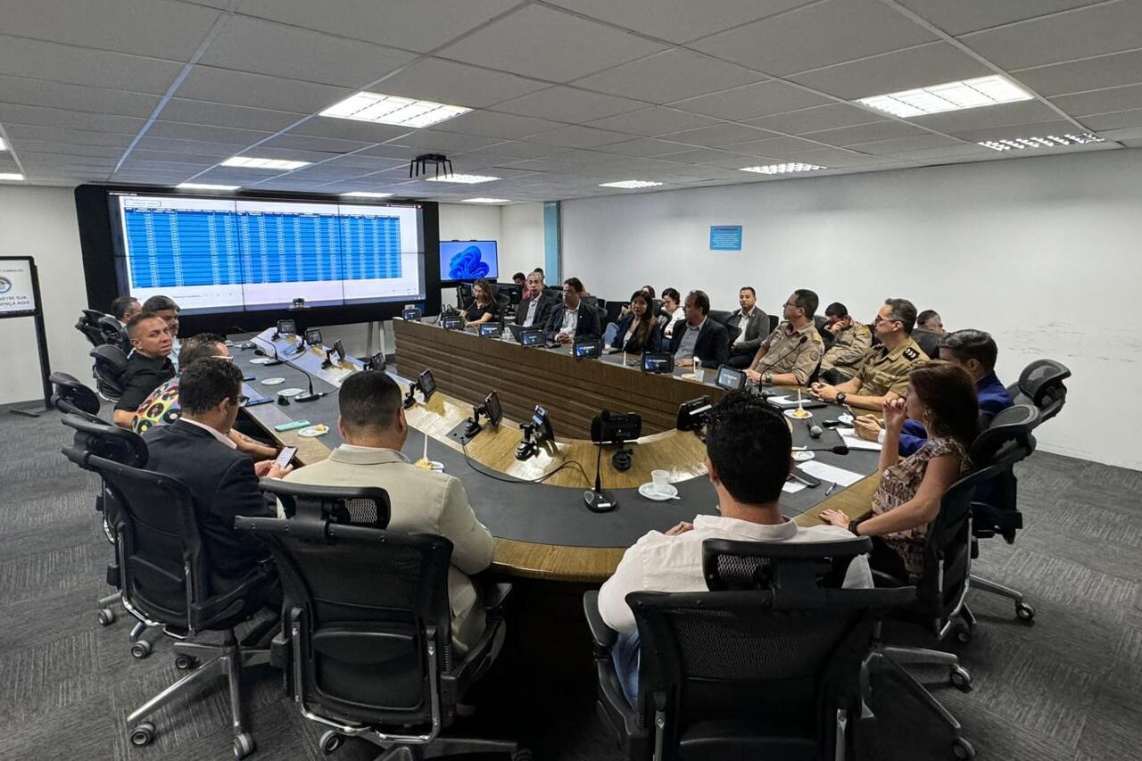 Rodrigo Pinheiro debate segurança do Carnaval de Caruaru na SDS