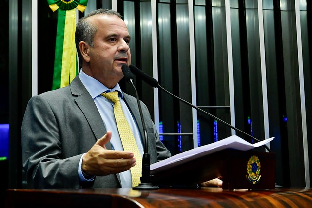 Marinho apresenta PEC para fortalecer a liberdade de imprensa no Brasil