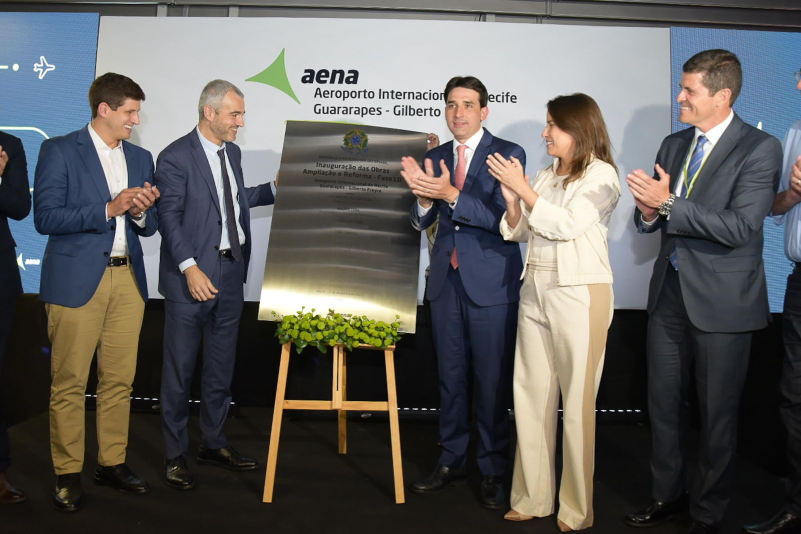 Silvio Costa Filho entrega novas instalações do Aeroporto do Recife