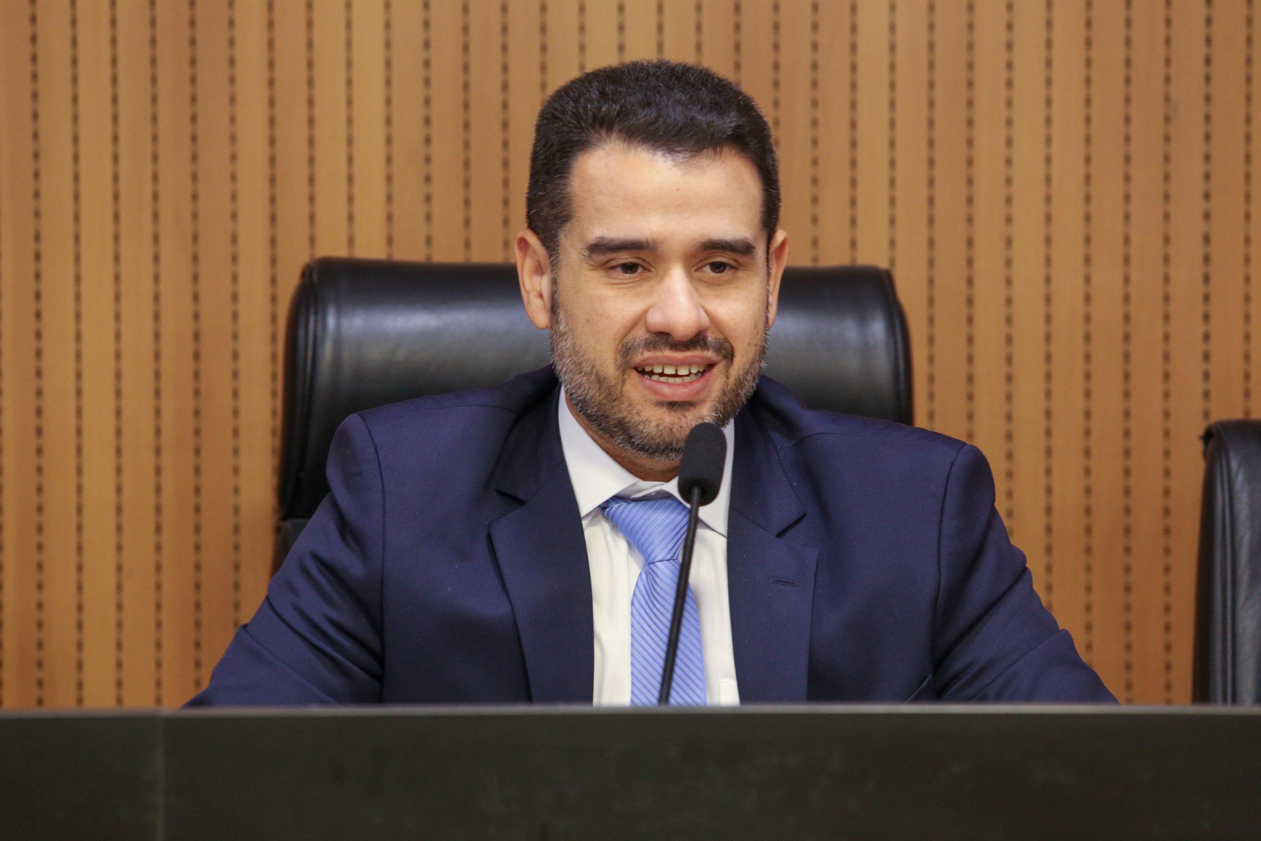 Joaquim Lira comemora retomada de obras na PE-45