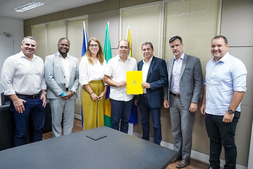 Mano anuncia investimento de R$ 70 milhões em obras de infraestrutura