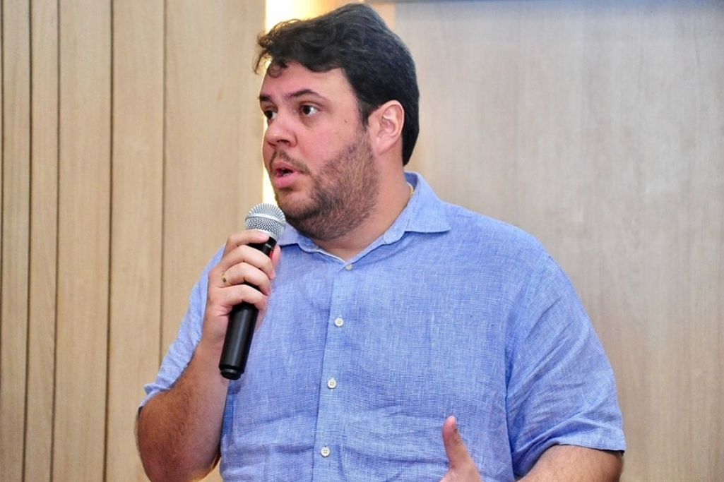 Alvinho Porto anuncia renúncia ao cargo de prefeito de Quipapá