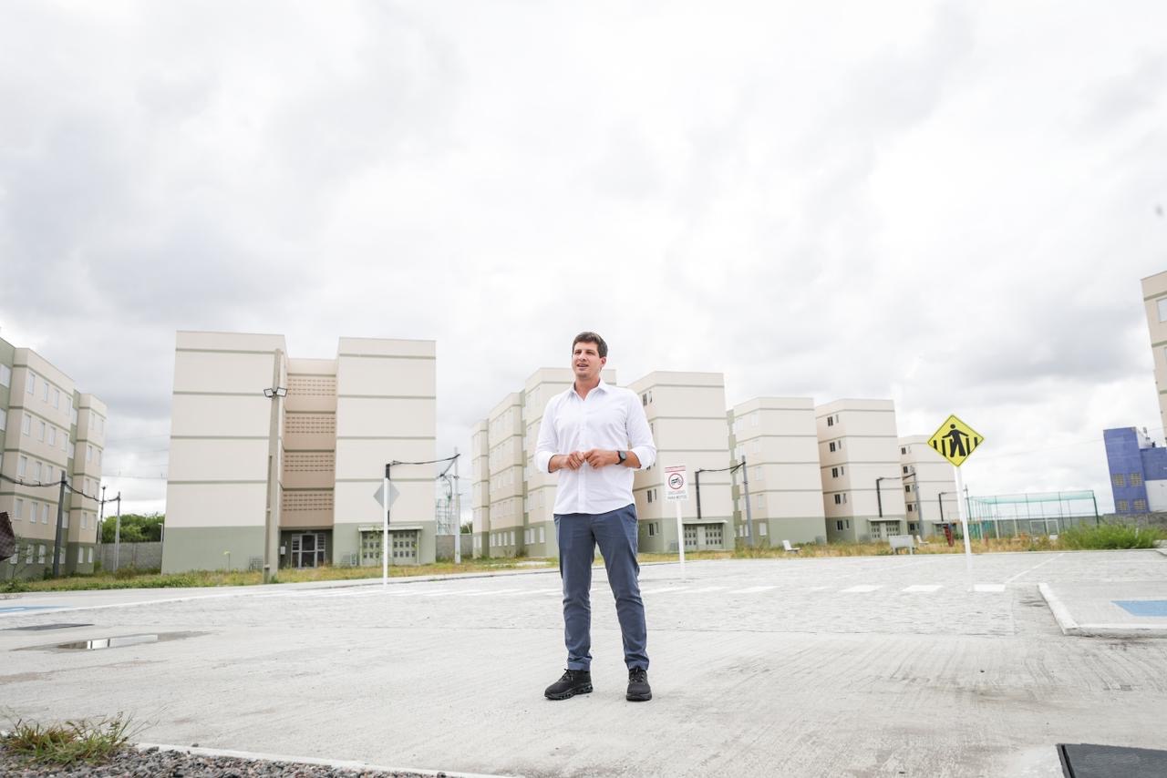 João Campos vai entregar 600 moradias do Residencial Encanta Moça