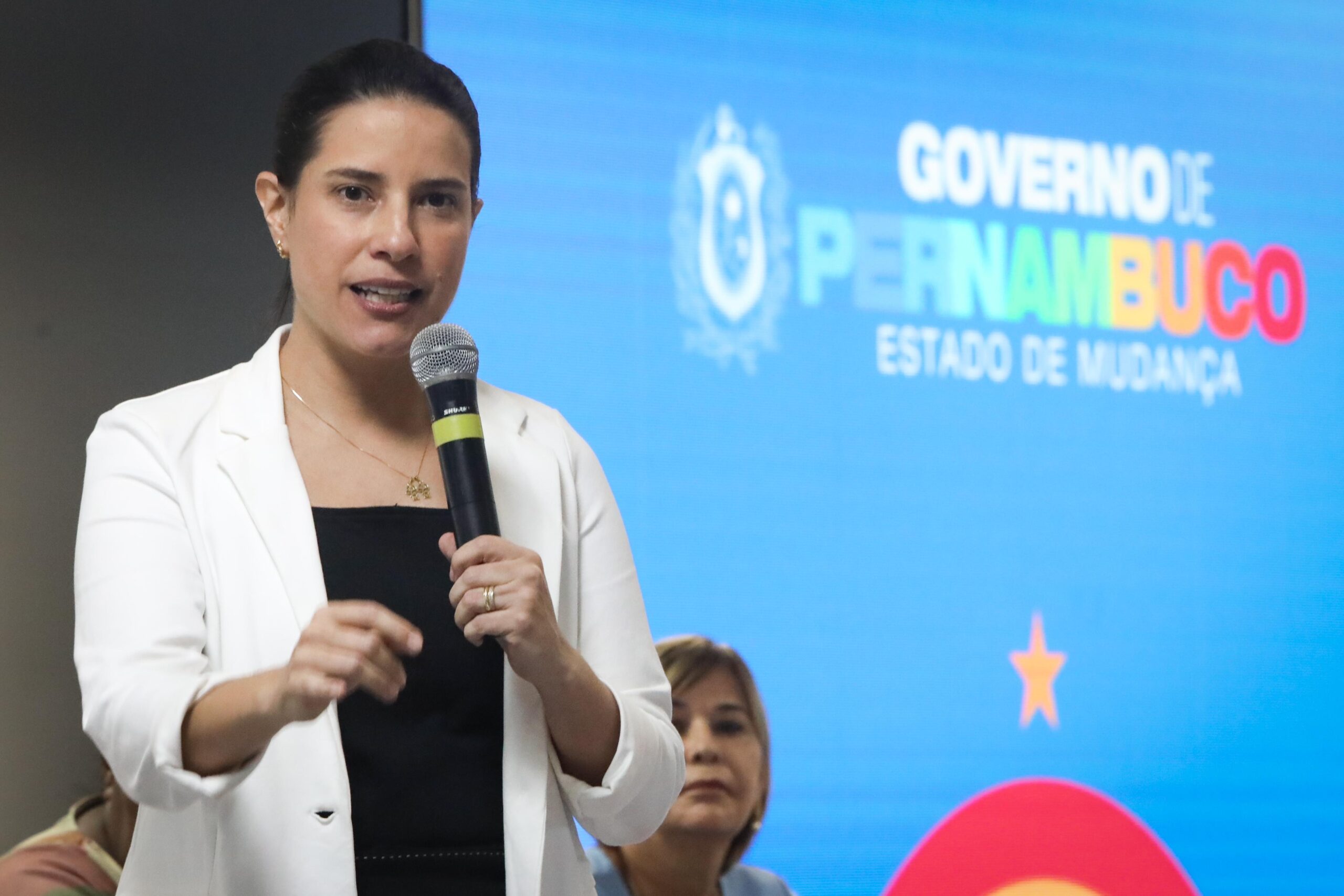 Raquel faz balanço de primeiro ano de gestão em Assembleia da Amupe