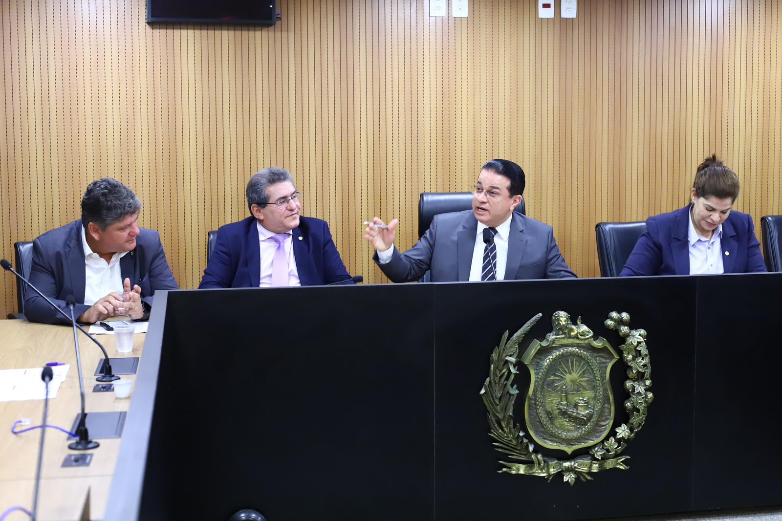 Duque preocupado com crise de hemodiálise em Pernambuco