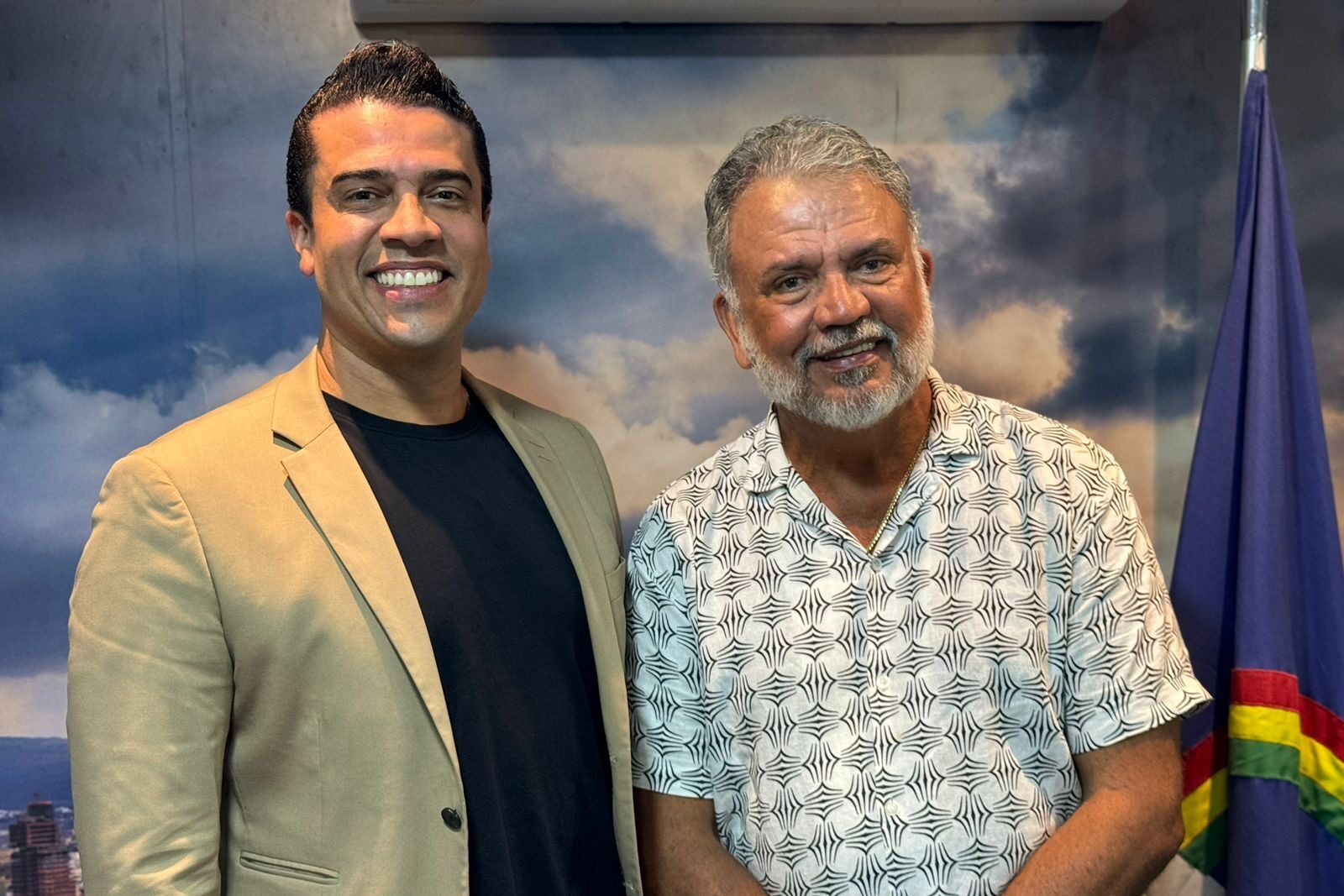 Senador do PSD abre as portas do partido para Rodrigo Pinheiro