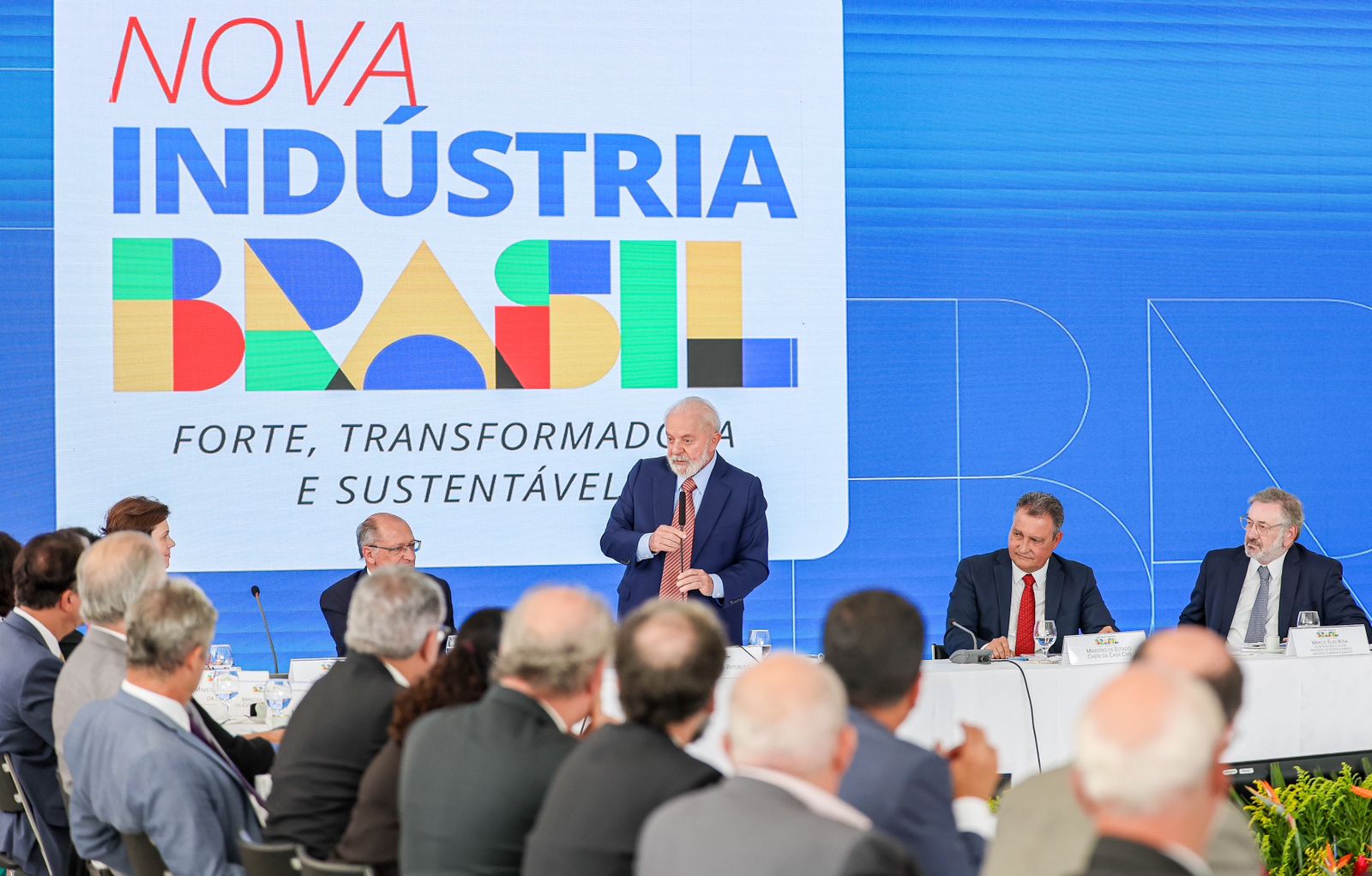 Governo Federal lança nova política industrial nesta segunda (22)